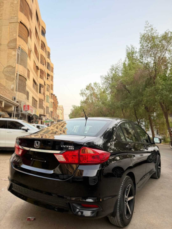 honda-city-12l-cvt-big-4