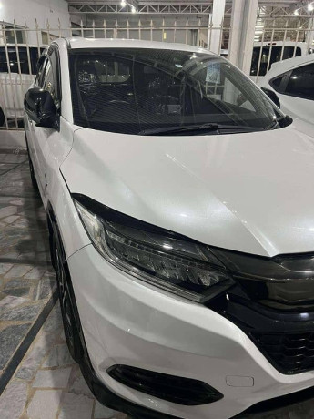 honda-vezel-big-0