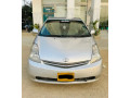 toyota-prius-15-2010-small-0