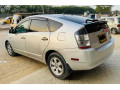 toyota-prius-15-2010-small-10