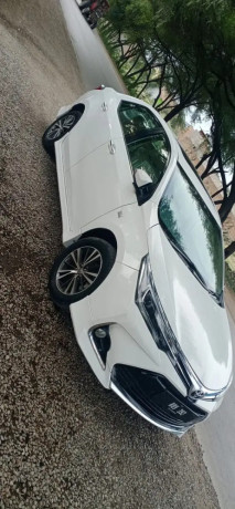 toyota-corolla-altis-grande-cvt-i-18-2020-big-9