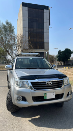 toyota-hilux-camp-big-4
