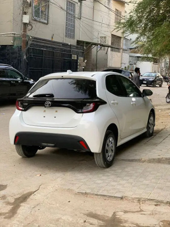 toyota-yaris-hatchback-japanese-model-202124-big-5