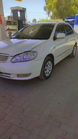 toyota-corolla-gli-2004-big-2