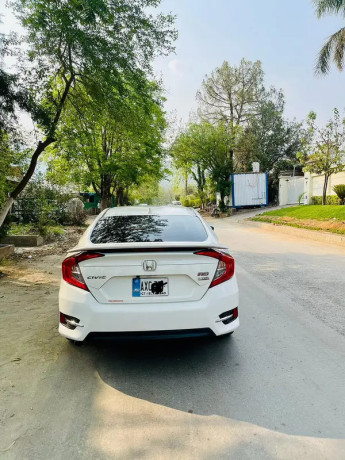 honda-civic-15-vtec-turbo-oriel-2021-big-1