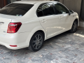 toyota-corolla-axio-hybrid-15-small-3