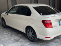 toyota-corolla-axio-hybrid-15-small-4
