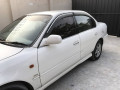 toyota-corolla-se-small-4