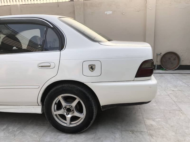 toyota-corolla-se-big-5