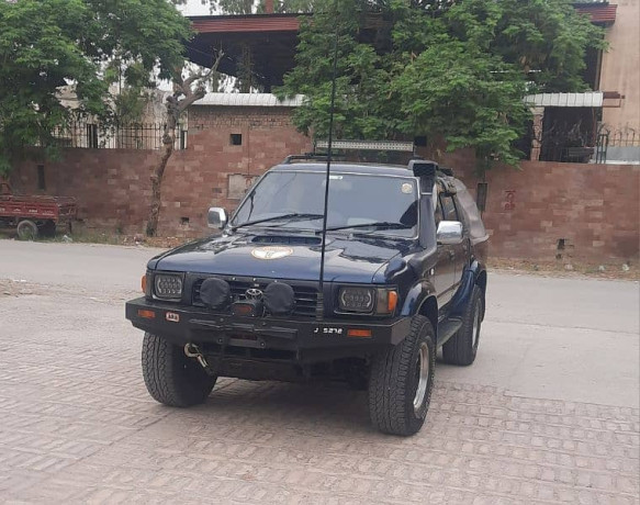 toyota-hilux-e-big-2