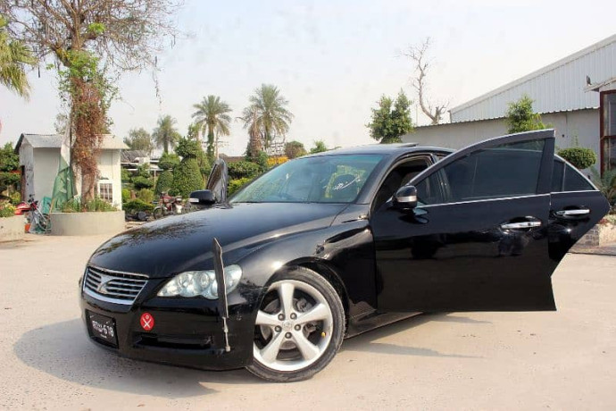 toyota-mark-x-250g-big-3