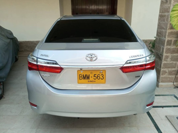 toyota-corolla-altis-16-x-cvt-i-big-3