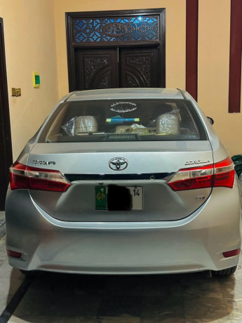 toyota-corolla-altis-x-manual-16-big-0