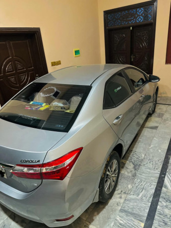 toyota-corolla-altis-x-manual-16-big-1