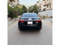 toyota-corolla-altis-16-x-cvt-i-small-1