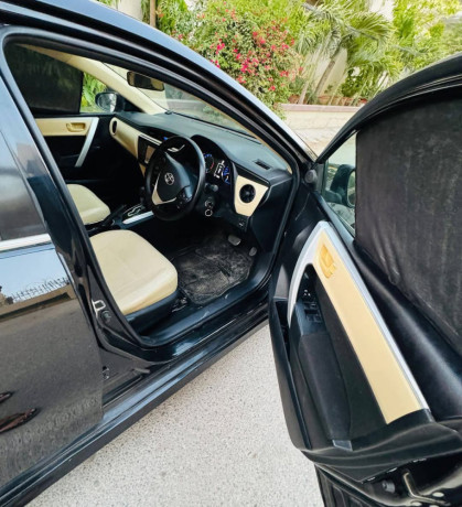 toyota-corolla-altis-16-x-cvt-i-big-5