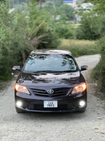 toyota-corolla-gli-13-big-0