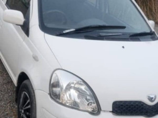 toyota-vitz-f-10