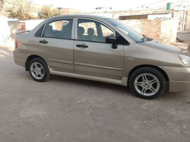 suzuki-liana-eminent-automatic-big-5