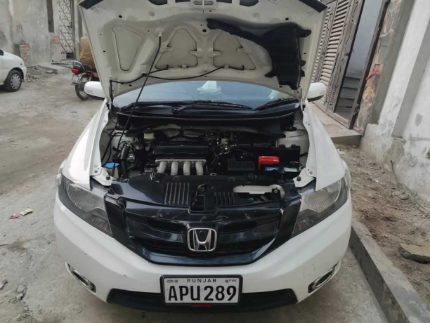 honda-city-12l-cvt-big-9