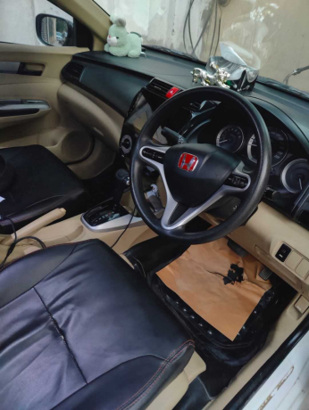 honda-city-12l-cvt-big-2