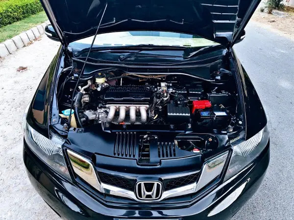 honda-city-ivtec-prismatic-model-2018-black-beauty-only-46000-kms-done-big-12