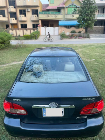 toyota-corolla-altis-x-manual-16-big-6