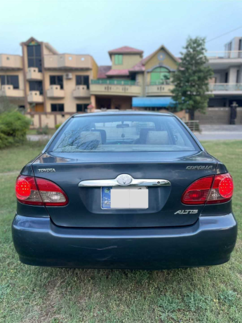 toyota-corolla-altis-x-manual-16-big-3