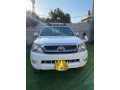 toyota-hilux-30-2007-small-1