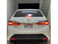 toyota-corolla-altis-x-cvt-i-18-small-4