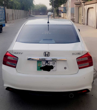 honda-city-12l-cvt-big-4