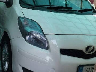 toyota-vitz-f-10