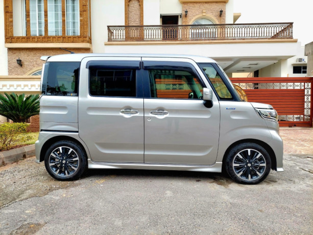 suzuki-spacia-big-2