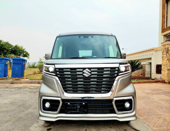 suzuki-spacia-big-1