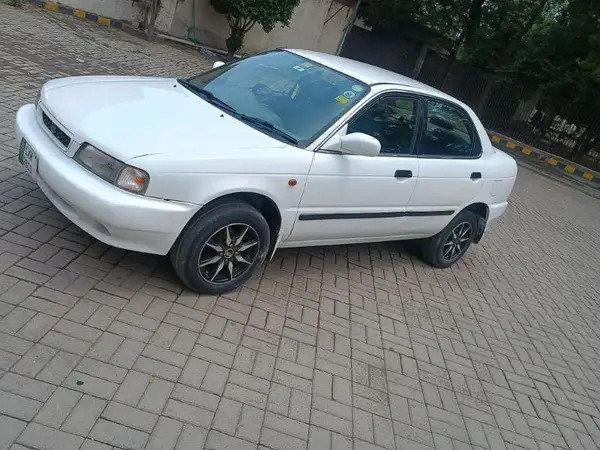 suzuki-baleno-1999-big-7