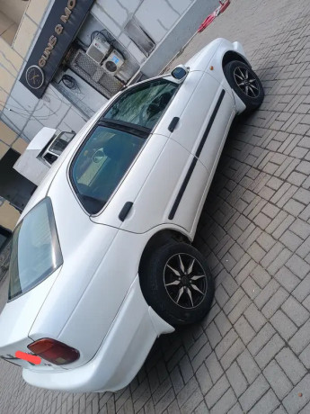 suzuki-baleno-1999-big-5
