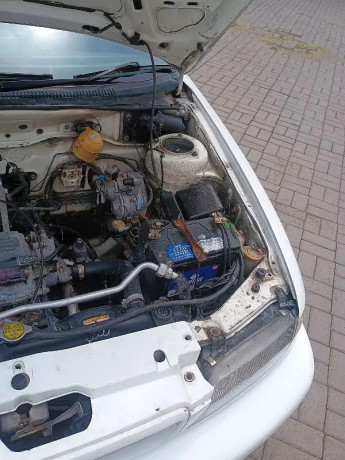 suzuki-baleno-1999-big-0