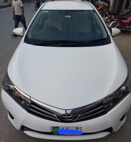 toyota-corolla-altis-16-x-cvt-i-big-9