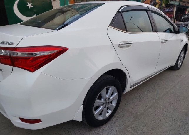 toyota-corolla-altis-16-x-cvt-i-big-7