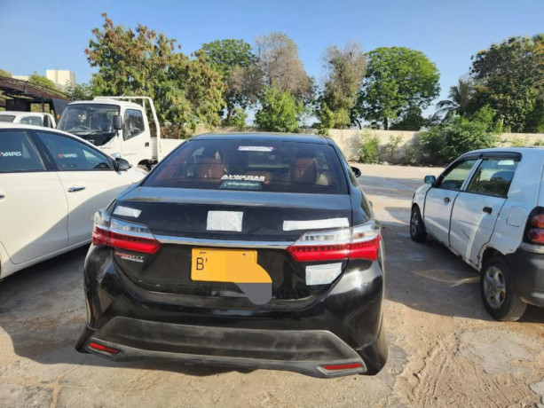toyota-corolla-altis-16-x-cvt-i-big-1