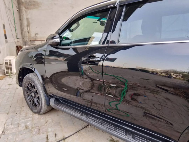 toyota-fortuner-gr-s-big-1