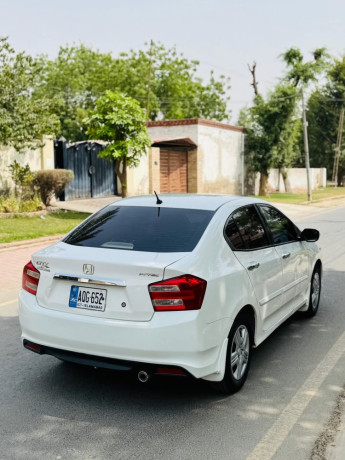 honda-city-12l-mt-big-5