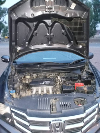 honda-city-12l-mt-big-8