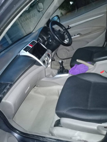 honda-city-12l-mt-big-4