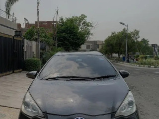 toyota-aqua-20132017-full-option-push-start