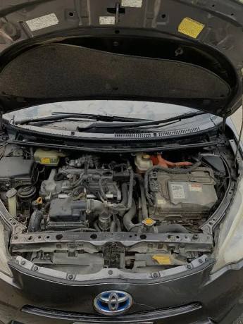 toyota-aqua-20132017-full-option-push-start-big-3