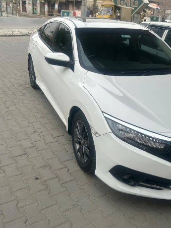 honda-civic-oriel-big-3