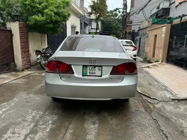 honda-civic-vti-2008-perfect-condition-big-0