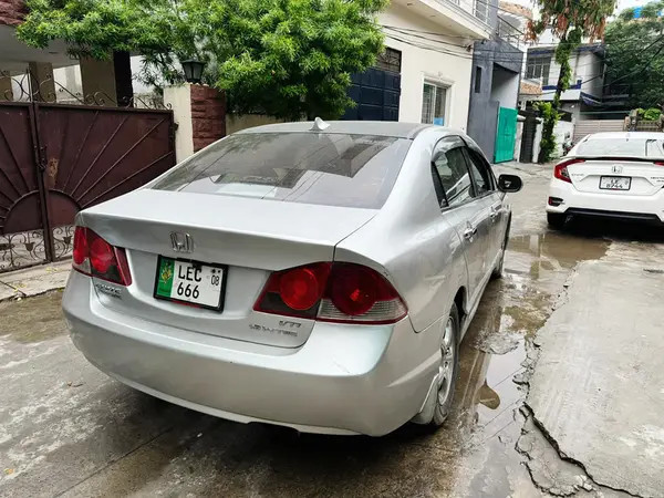 honda-civic-vti-2008-perfect-condition-big-1