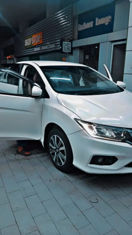 honda-city-15l-aspire-cvt-2022-big-8